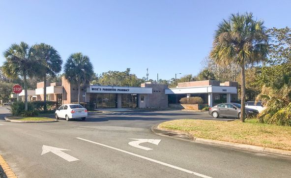 Parkwood Plaza: 3601 SW 2nd Ave, Gainesville, FL 32607